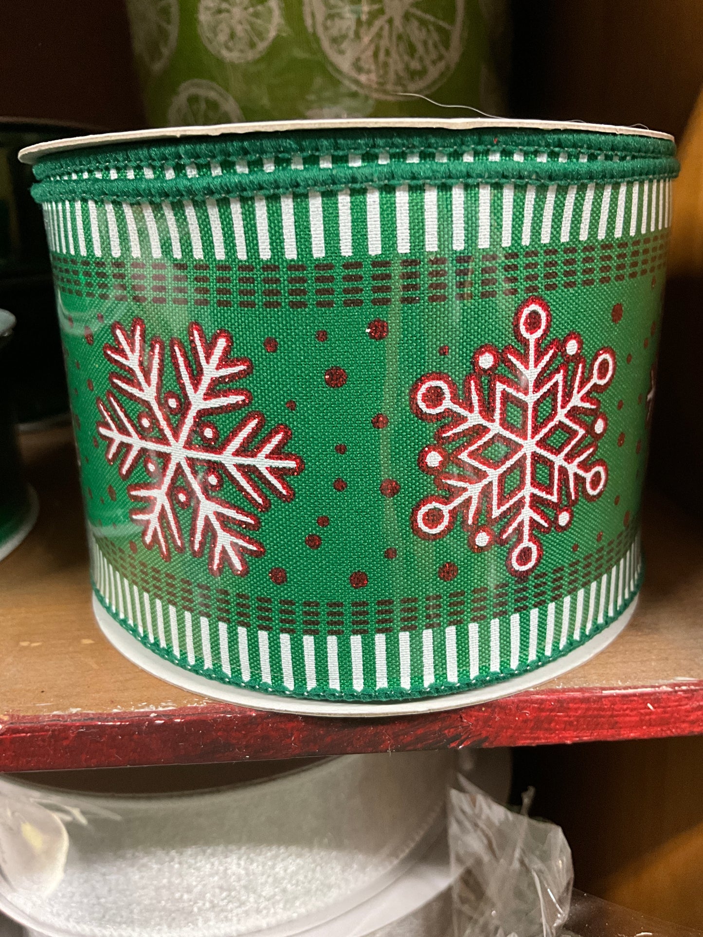 Green With Snowflakes 2.5 X 10 Yds - CancreekDesigns