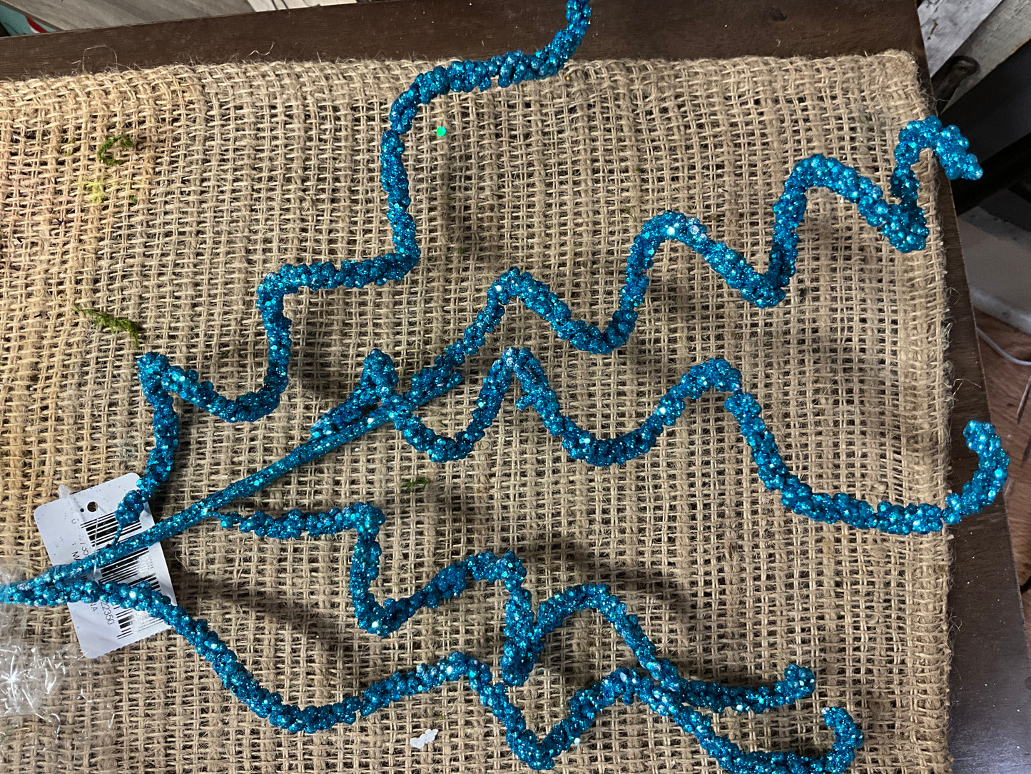 Blue glitter curly spray x5 - CancreekDesigns