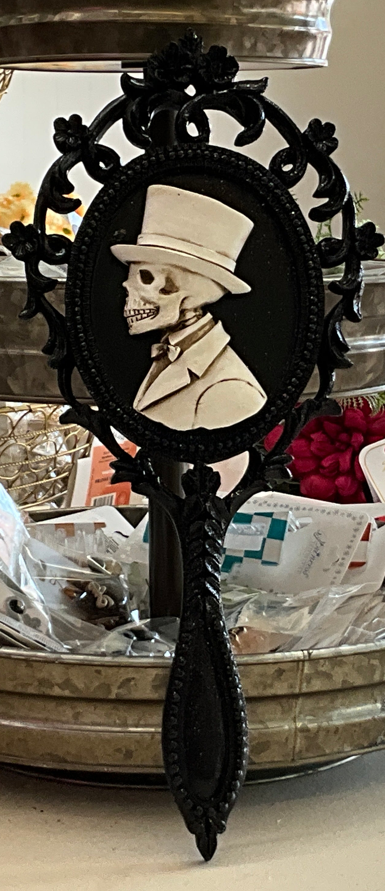14” skeleton, hand, mirror, male 