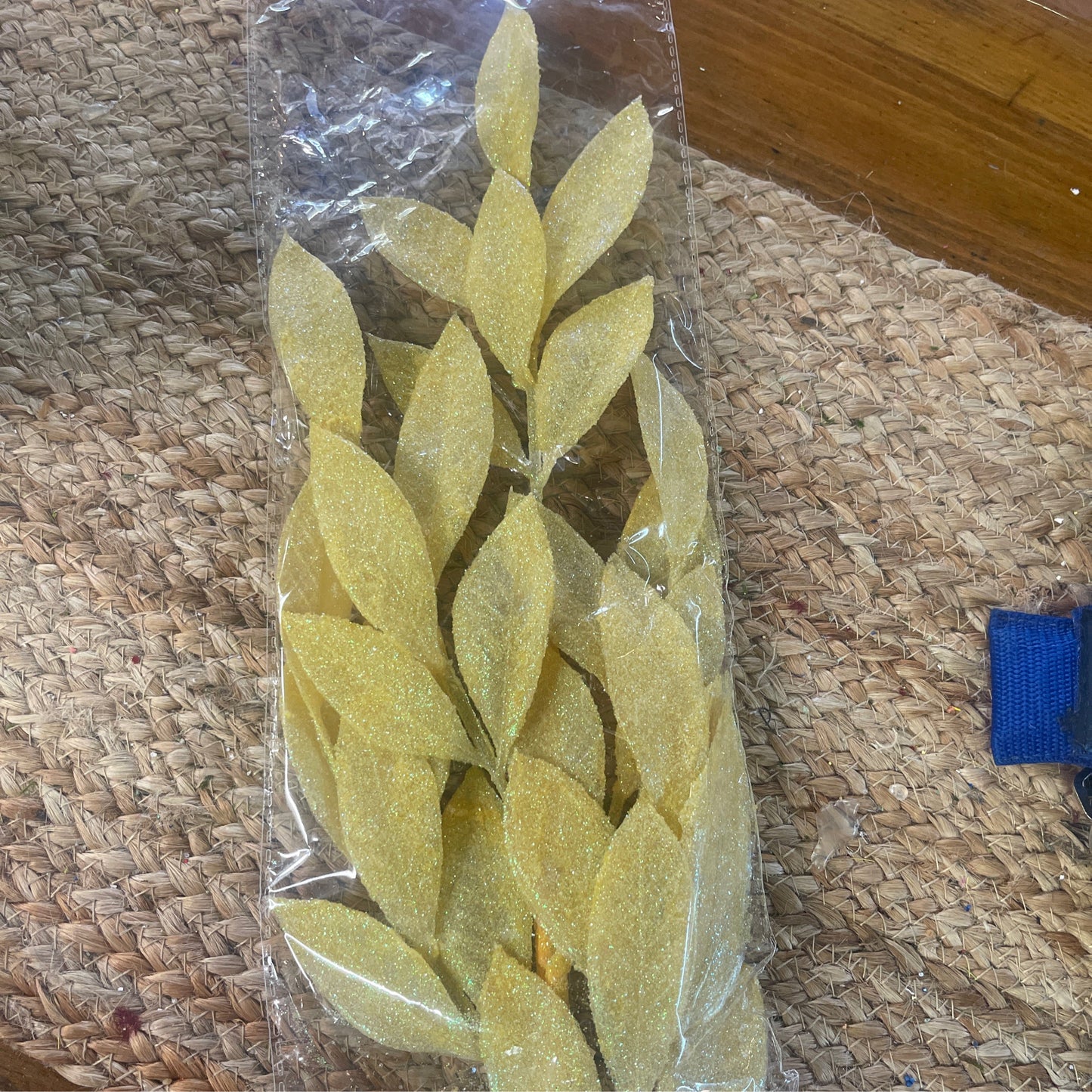 Yellow bay leaf - CancreekDesigns