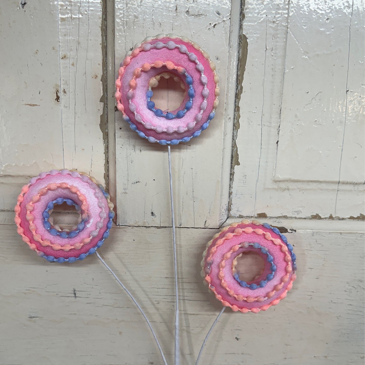 Donut Spray x3 H 28 - CancreekDesigns