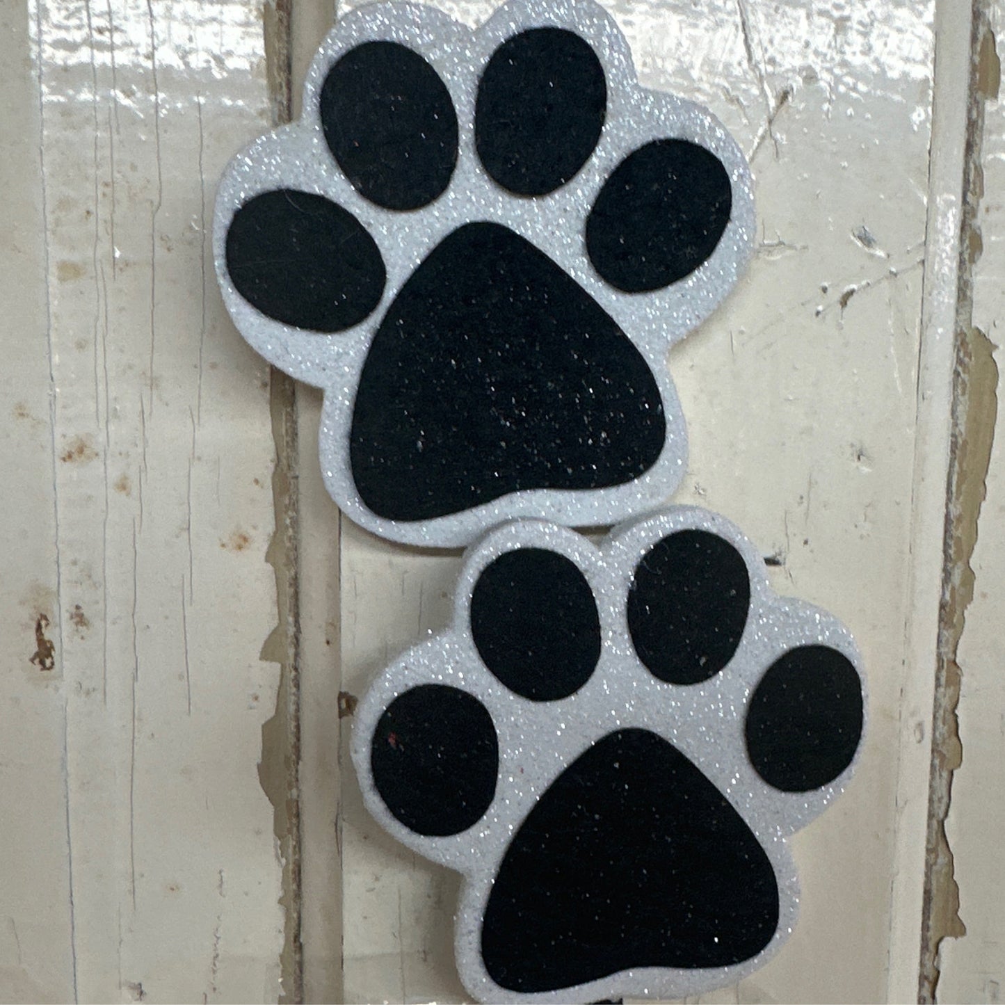Paw Print Spray - CancreekDesigns