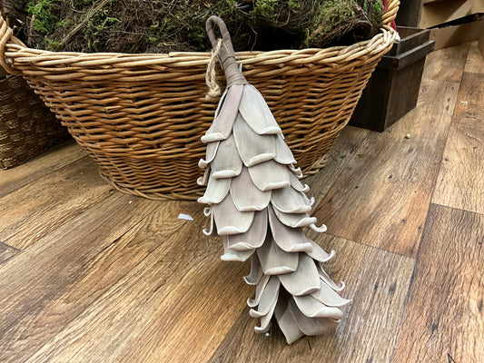 18” foam pinecone /brown￼