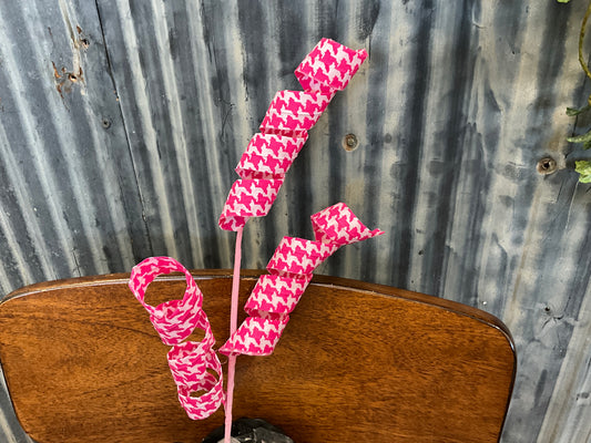 Houndstooth Curly Spray - CancreekDesigns