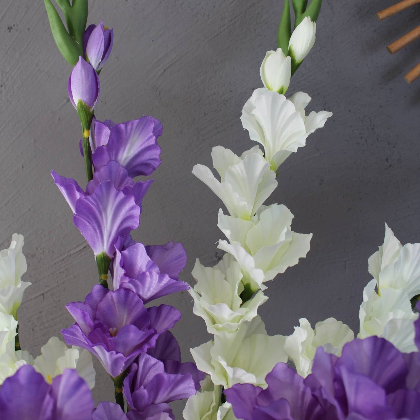 Real touch gladiolu flower purple white gladiolus long stem: White