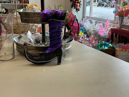 9” witches boot /purple ￼