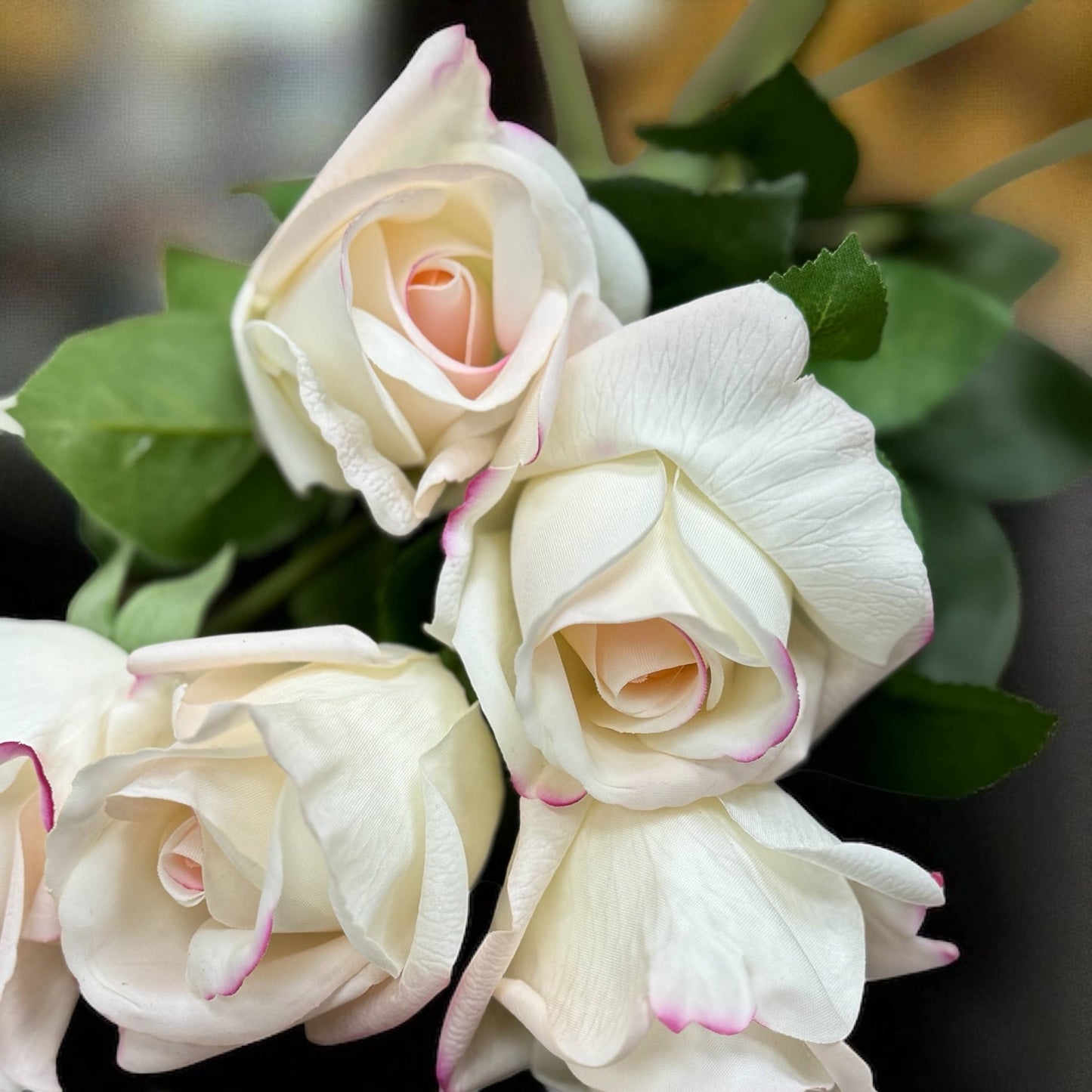 21.5" Ultra Realistic Faux Rose Stem–Moisturizing coating: Soft Yellow
