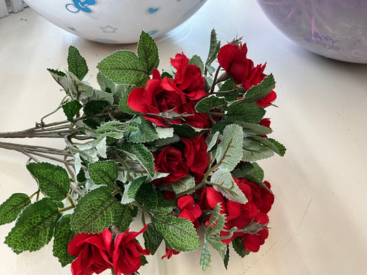 Mini Red Rose Pick