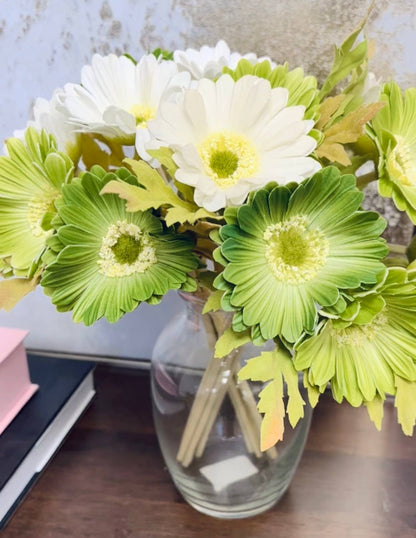 Pack of 7 stems-All Season Colorful Real Touch Daisy : White
