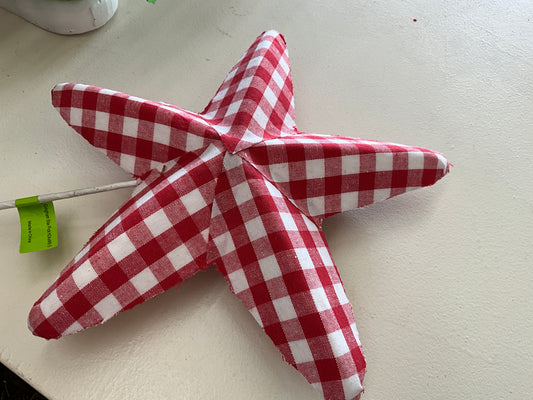 Red Gingham Star - CancreekDesigns