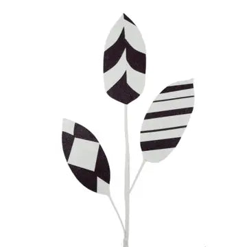 30” Modern Pattered Eva (Foam) Magnolia Leaf-Black/White