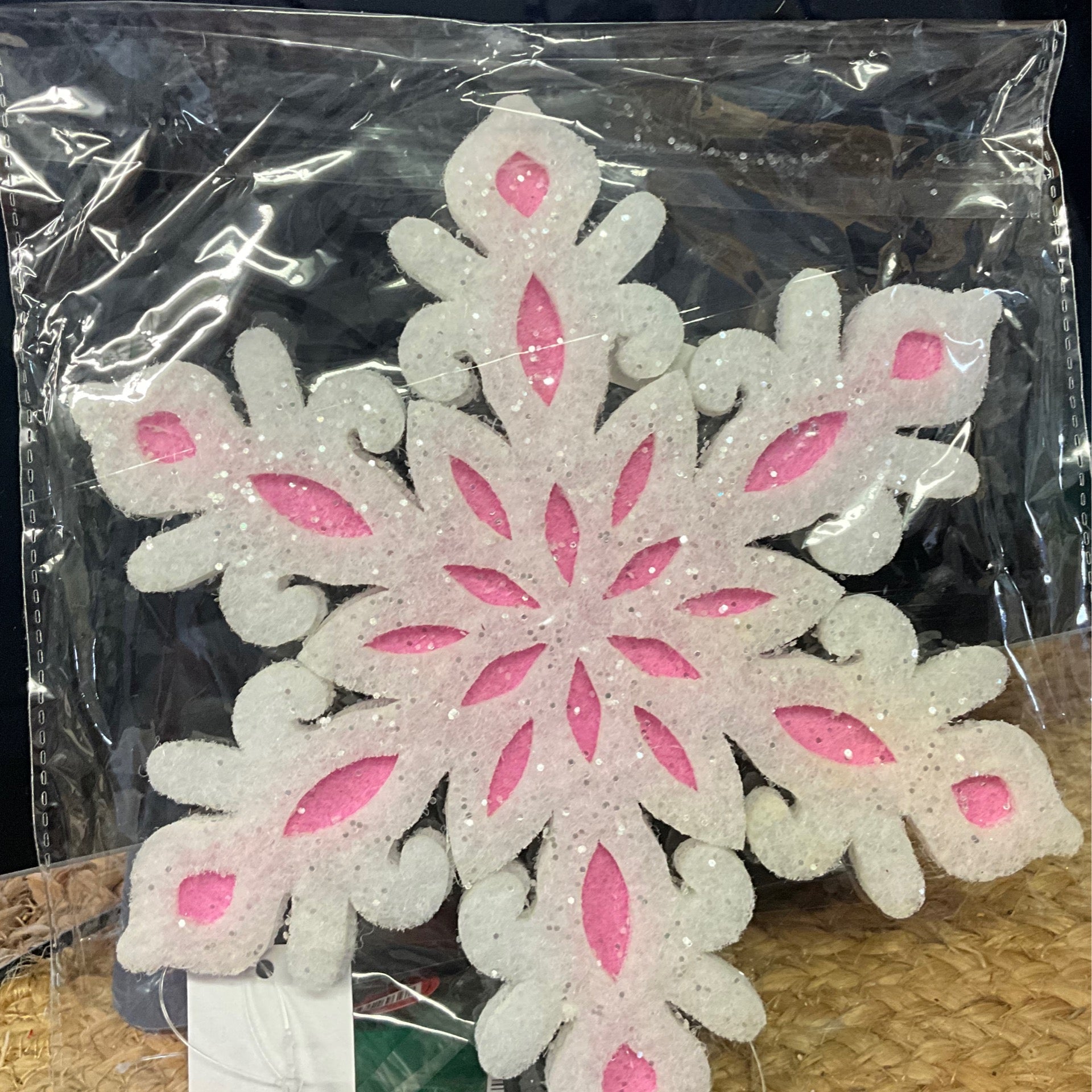 Snowflake pink - CancreekDesigns